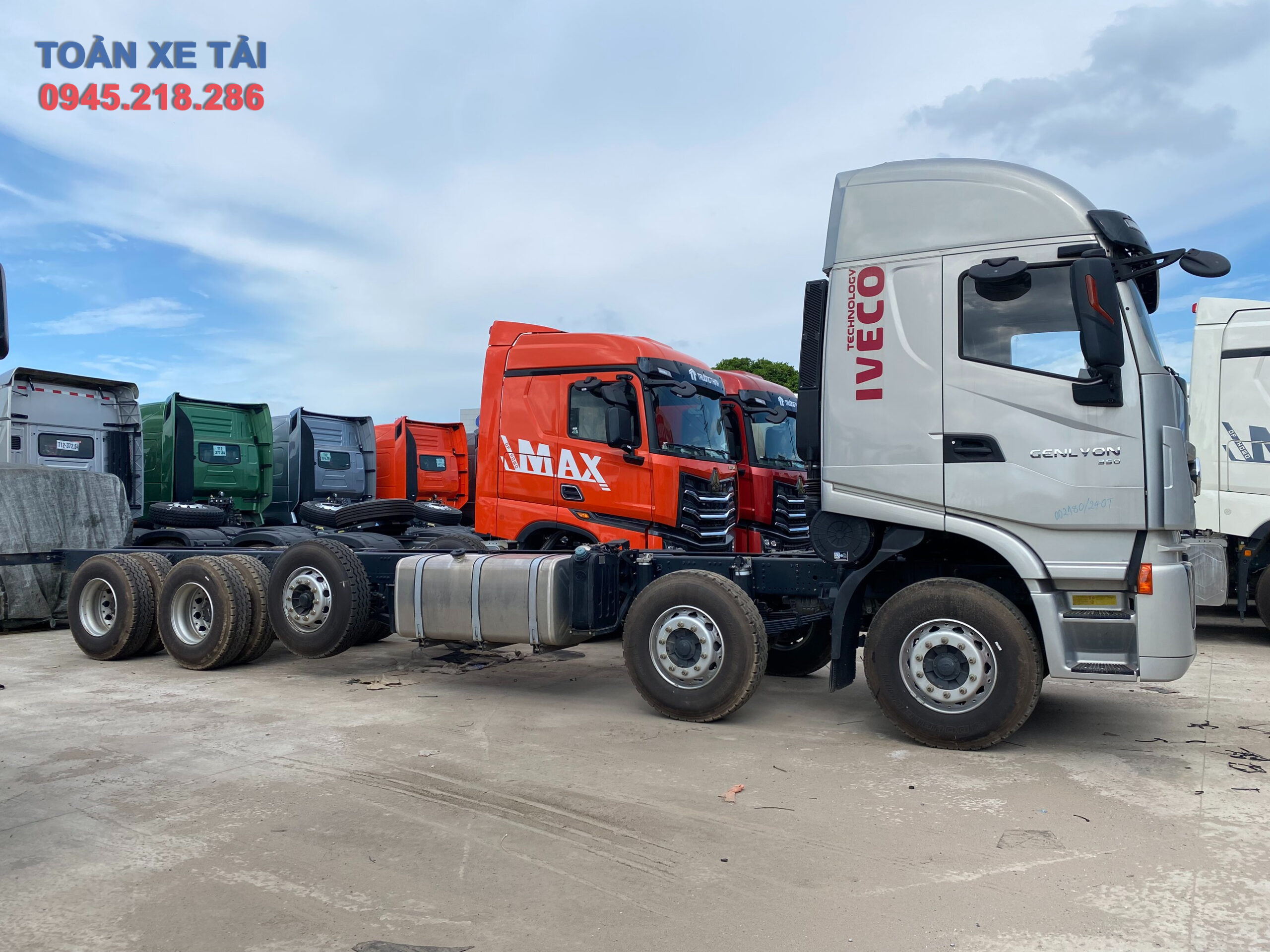 Xe tải 5 chân thùng Hongyan IVECO GENLYON